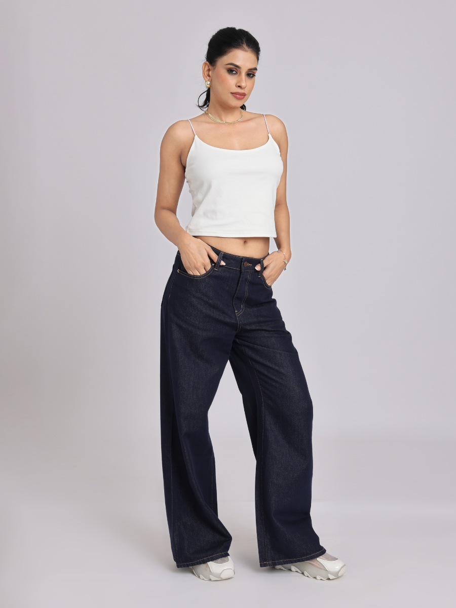 Essential Spaghetti Crop Top - White