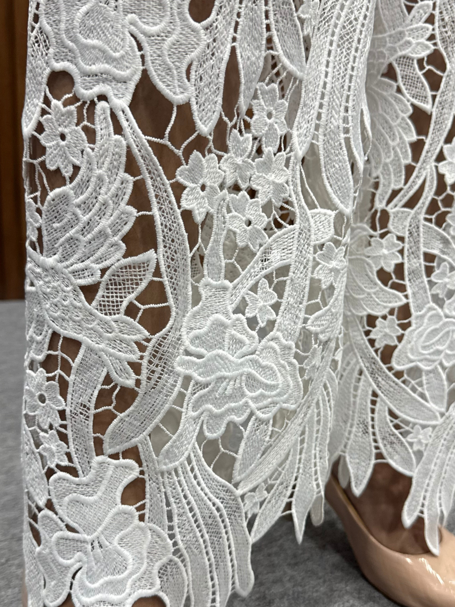 Floral Lace Applique Wide-Leg Jeans