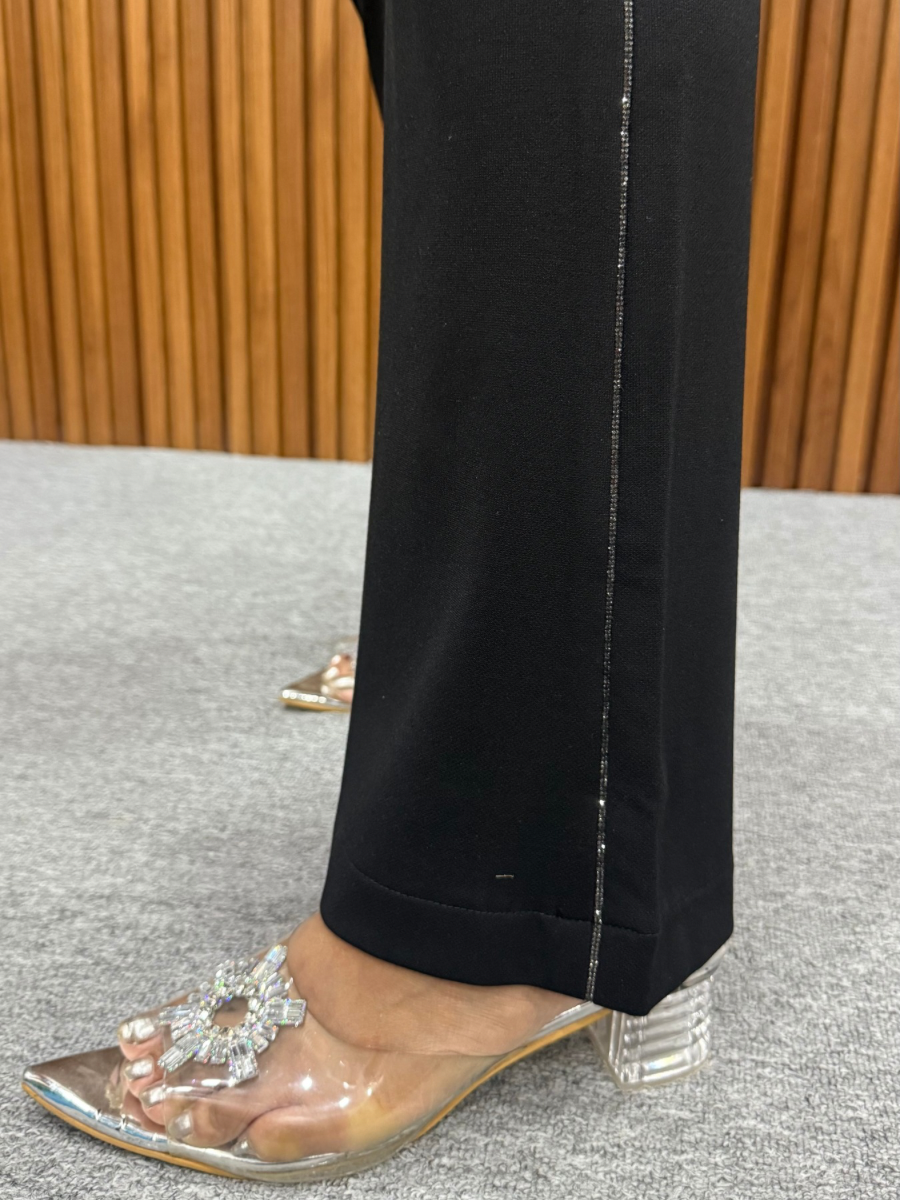 Diamond Black Sleek Stretch Pants