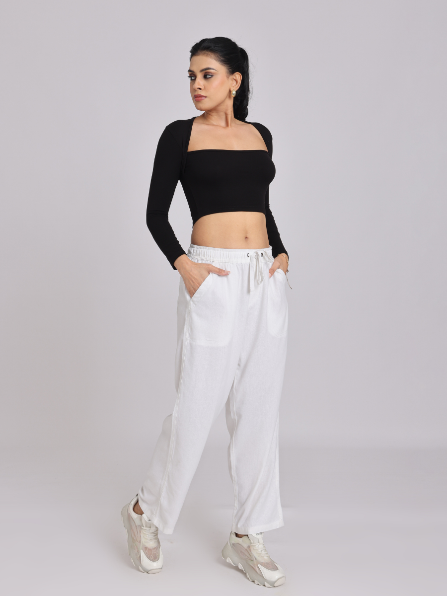 Chic & Sexy Square Neck Fitted Crop Top - Black