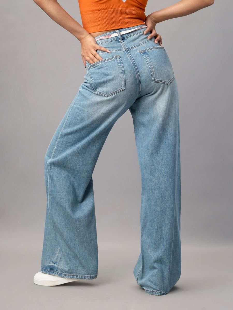 Buy Women's Wide Leg Jeans Online at the Best Prices